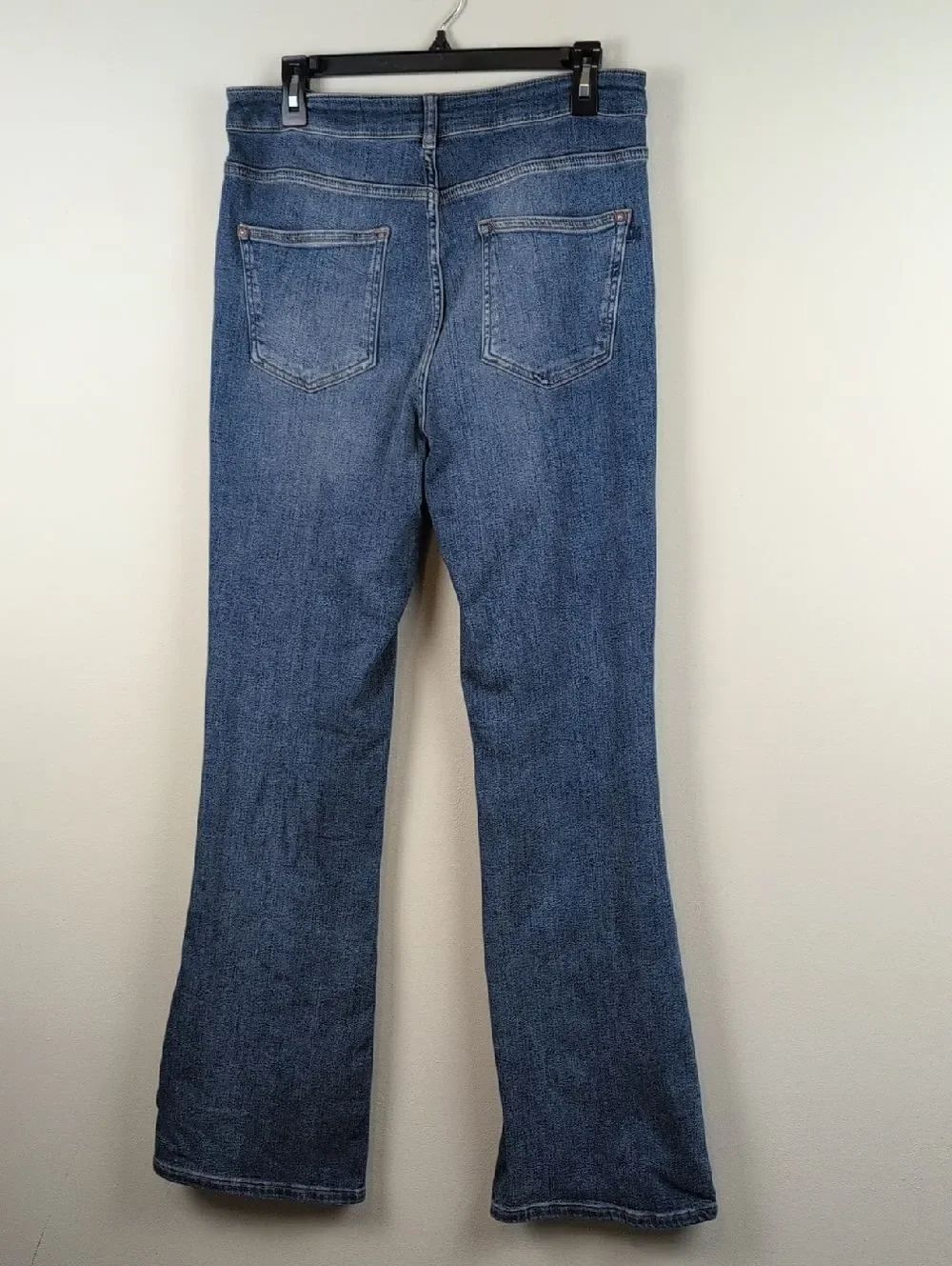 Pilcro Classic High-Rise Women's Blue Denim Flare Jeans Size 30 - Picture 9 of 13